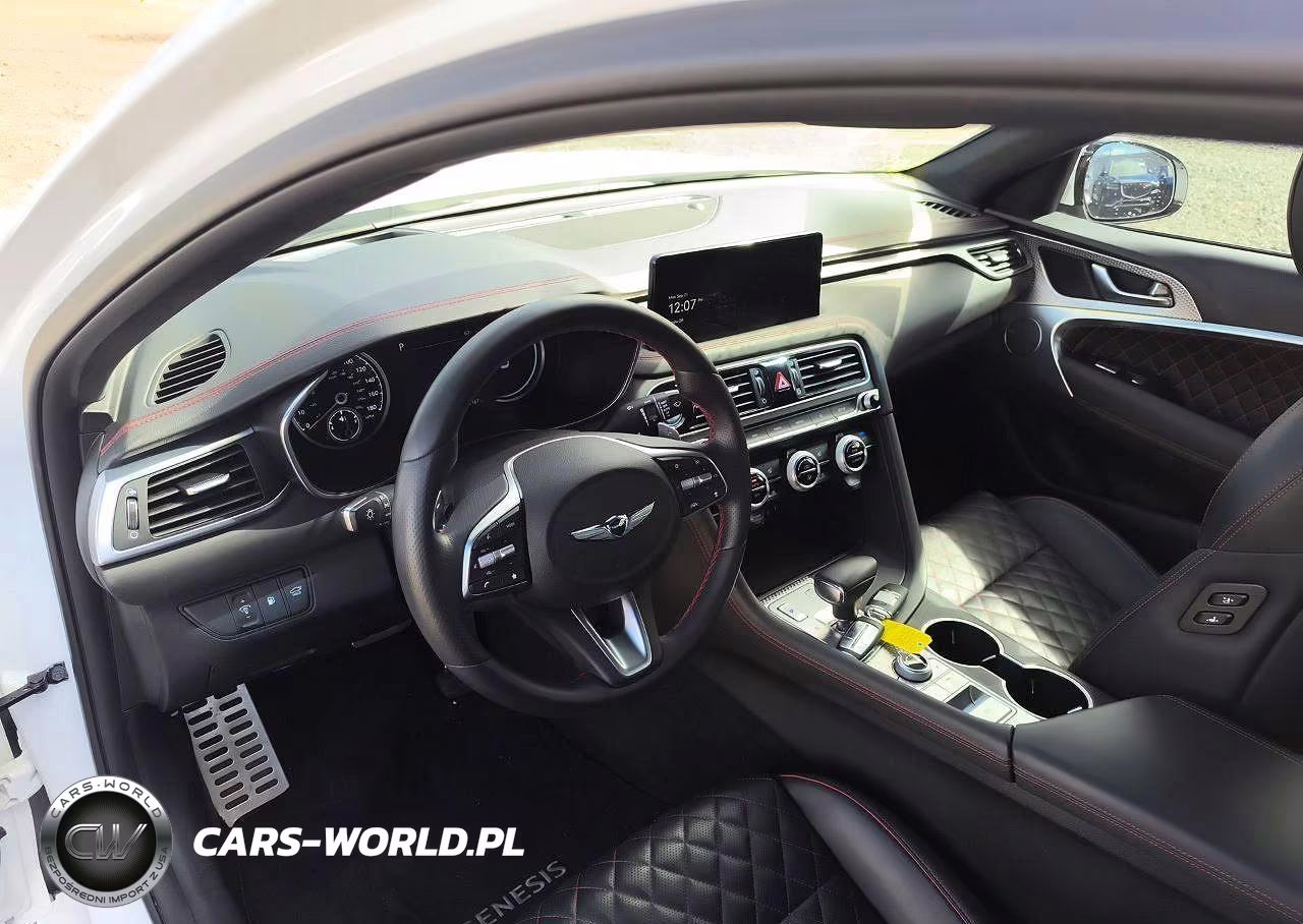 2023 Genesis G70 3.3T Standard VIN:KMTG54TE6PU135583 - 10