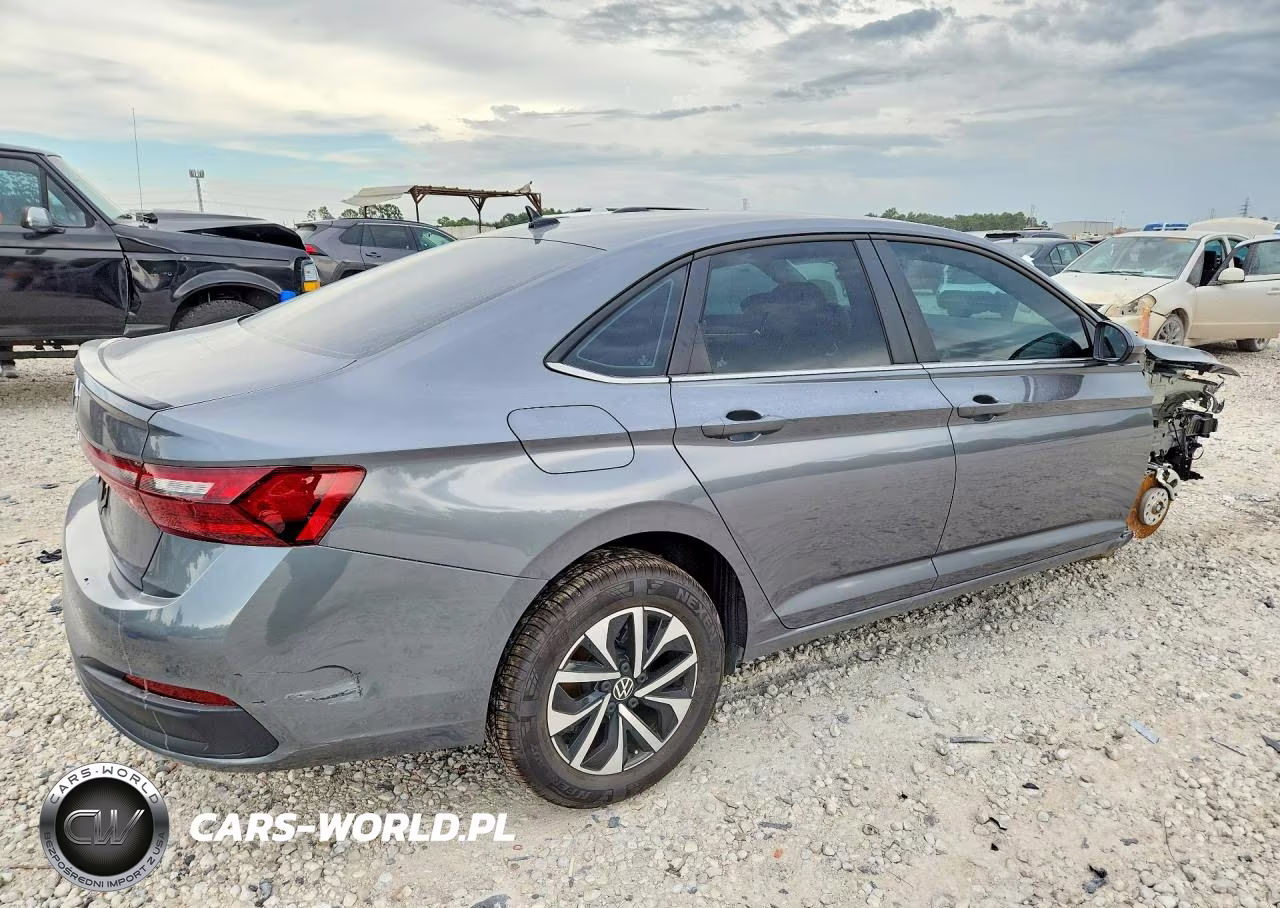 2026 Volkswagen Jetta S VIN:3VW5W7BUXTM044468 - 3