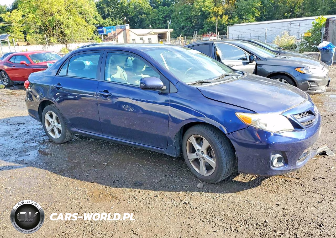 2012 Toyota Corolla Le VIN:2T1BU4EE2CC892318 - 4