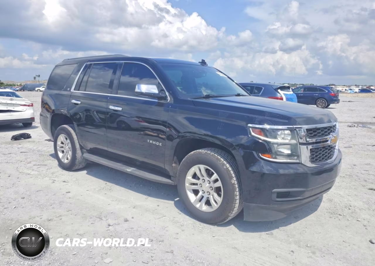 2018 Chevrolet Tahoe C1500 Lt VIN:1GNSCBKC5JR122473 - 4