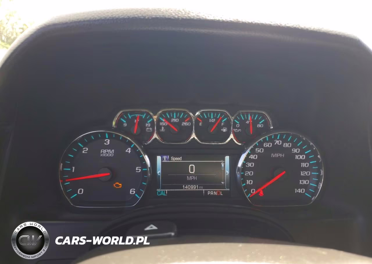 2018 Chevrolet Tahoe C1500 Lt VIN:1GNSCBKC5JR122473 - 9