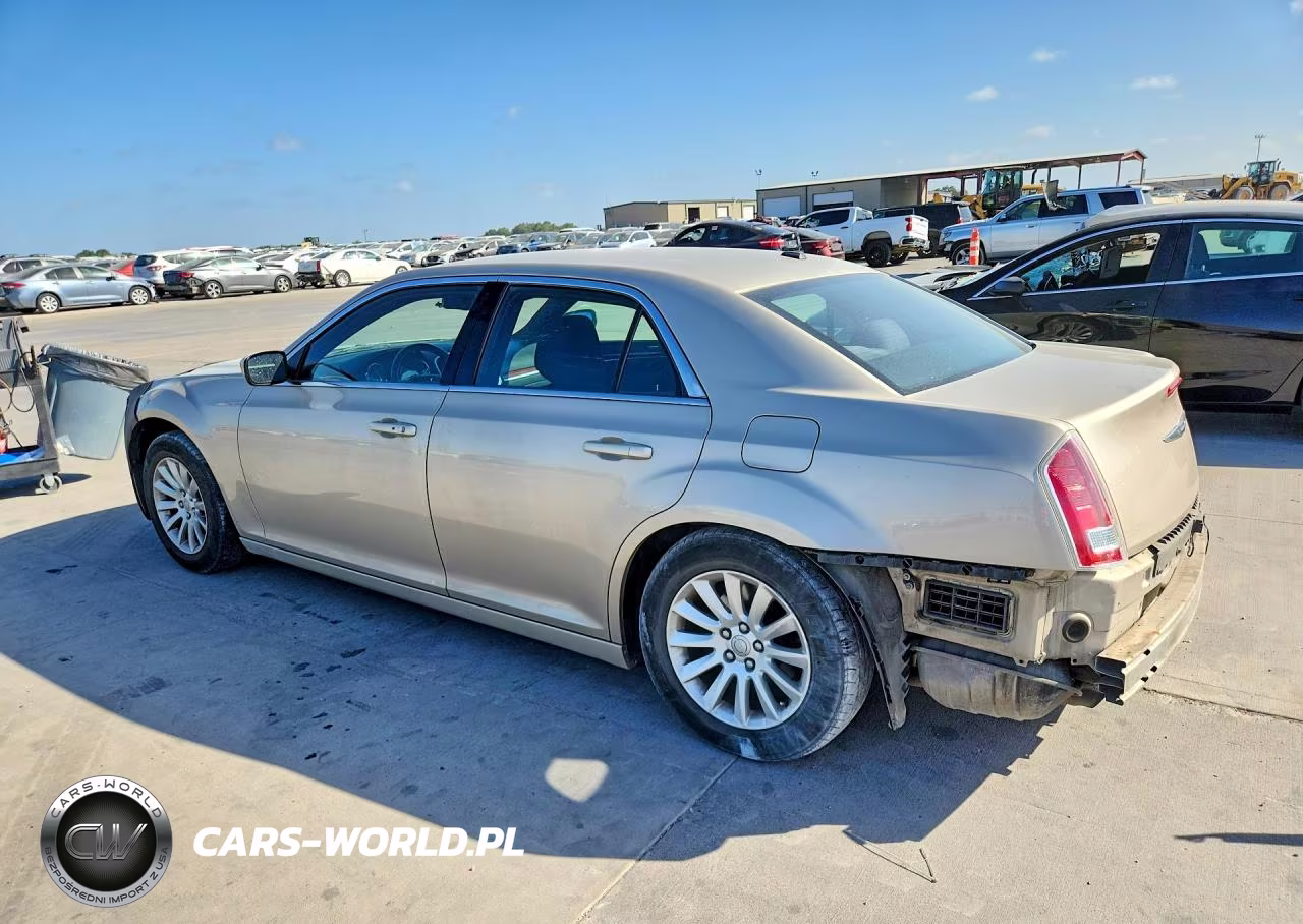 2012 Chrysler 300 VIN:2C3CCAAG1CH311477 - 2