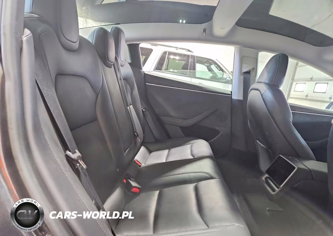 2024 Tesla Model 3 VIN:5YJ3E1EB8RF768046 - 10