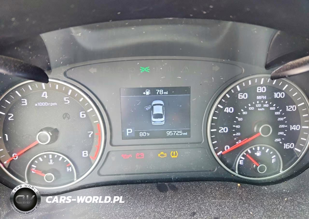 2019 Kia Optima Lx VIN:5XXGT4L30KG322951 - 9