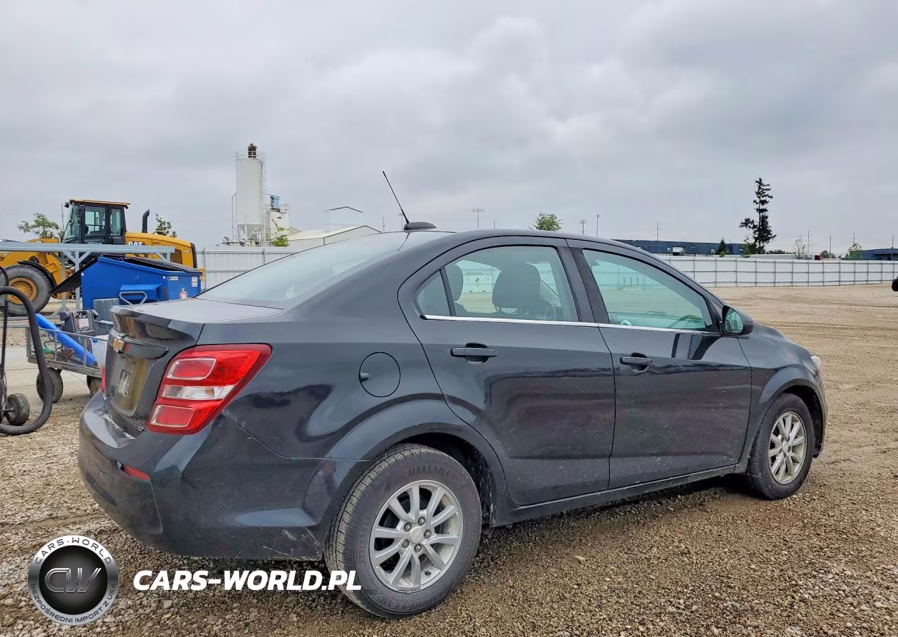2017 Chevrolet Sonic VIN:1G1JD5SH9H4128999 - 3