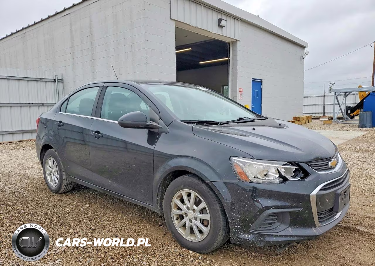 2017 Chevrolet Sonic VIN:1G1JD5SH9H4128999 - 4