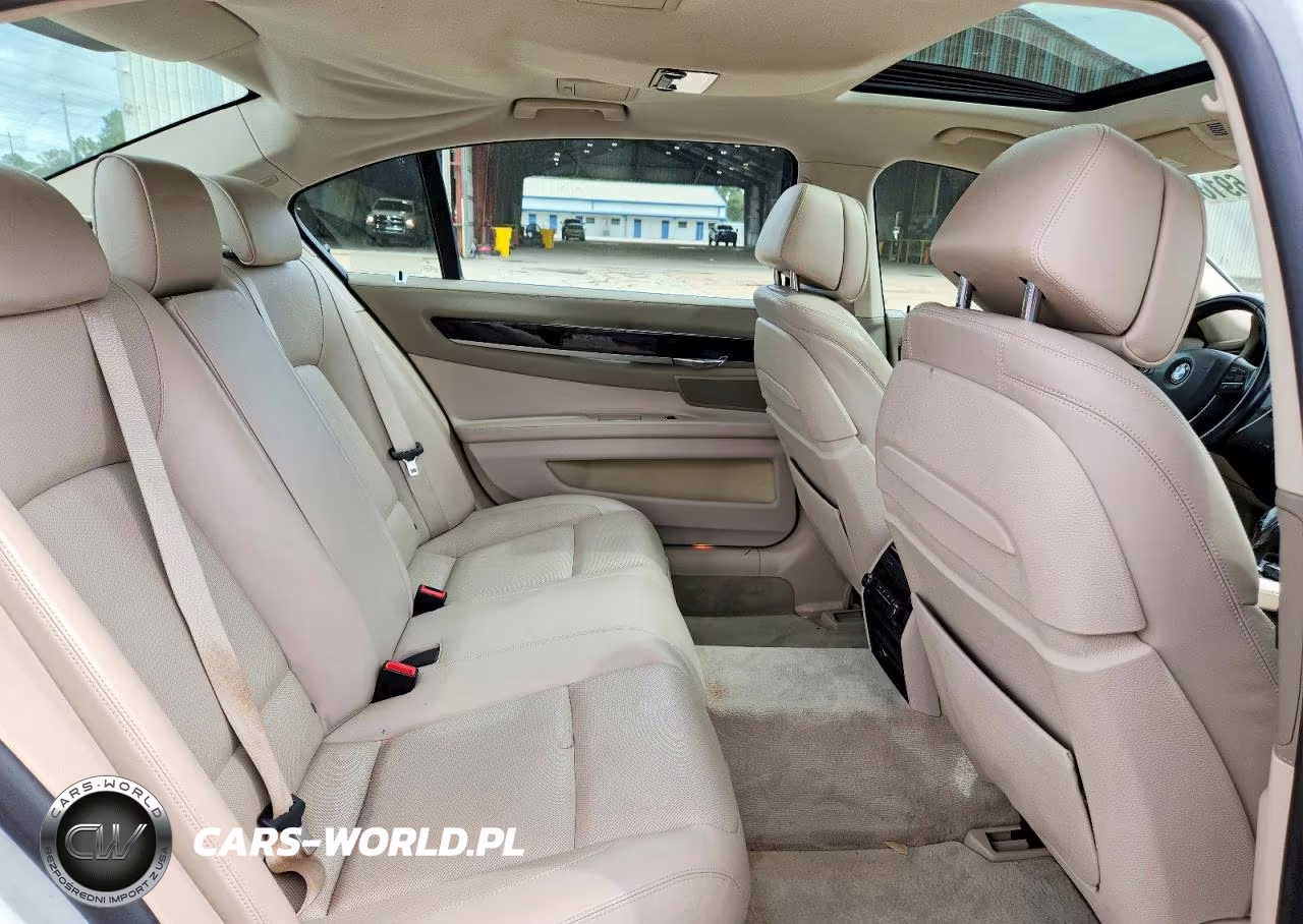 2013 BMW 740 Li VIN:WBAYE4C57DD136883 - 10