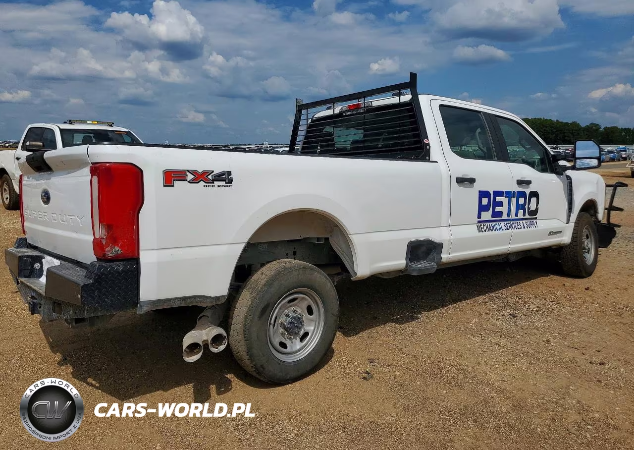 2023 Ford F250 VIN:1FT7W2BT7PEC15243 - 3