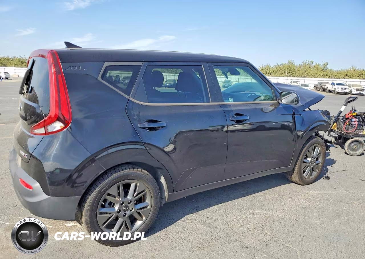 2021 Kia Soul S VIN:KNDJ23AU5M7146103 - 3