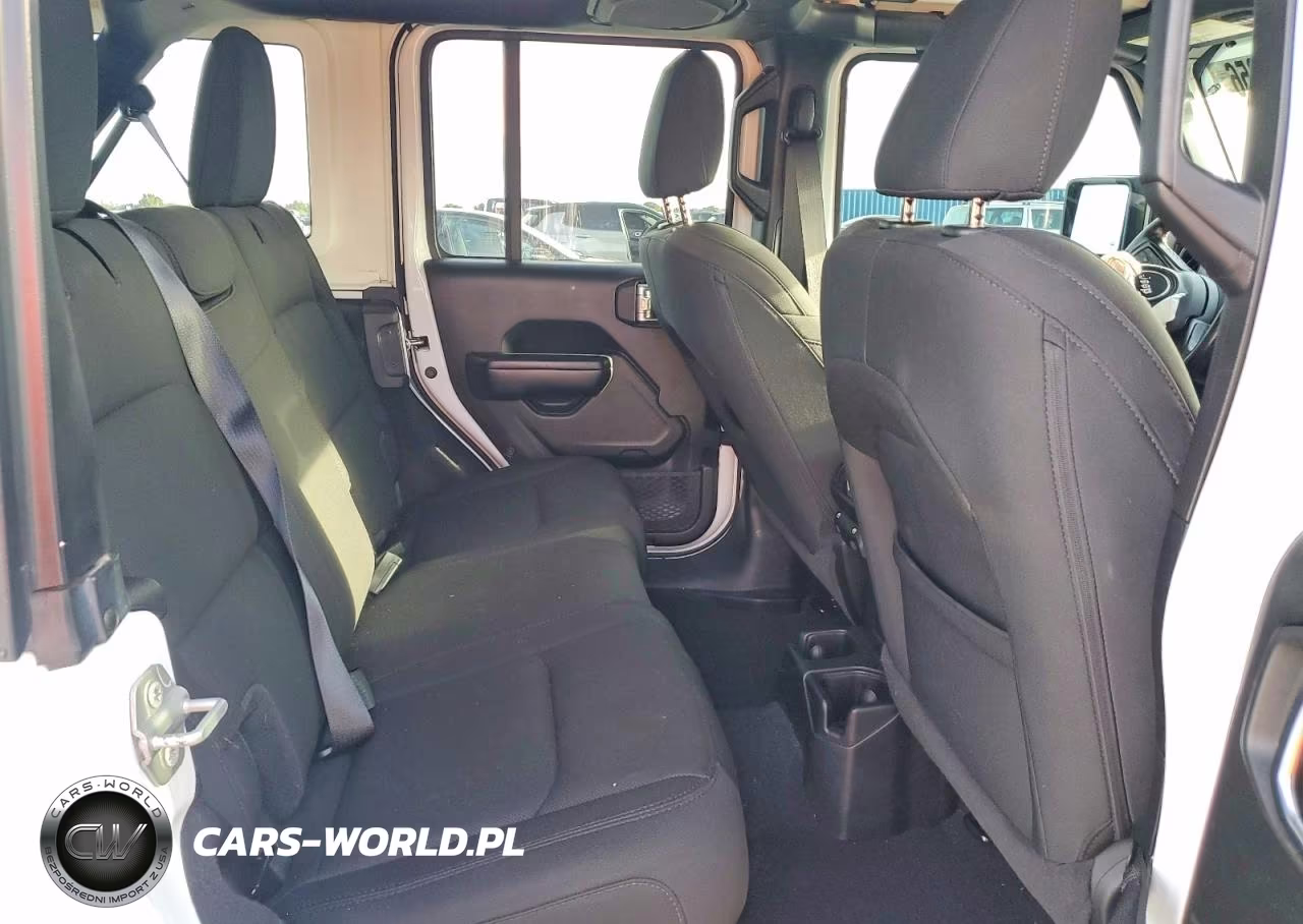 2021 Jeep Wrangler Unlimited Sport VIN:1C4HJXDG7MW631623 - 10