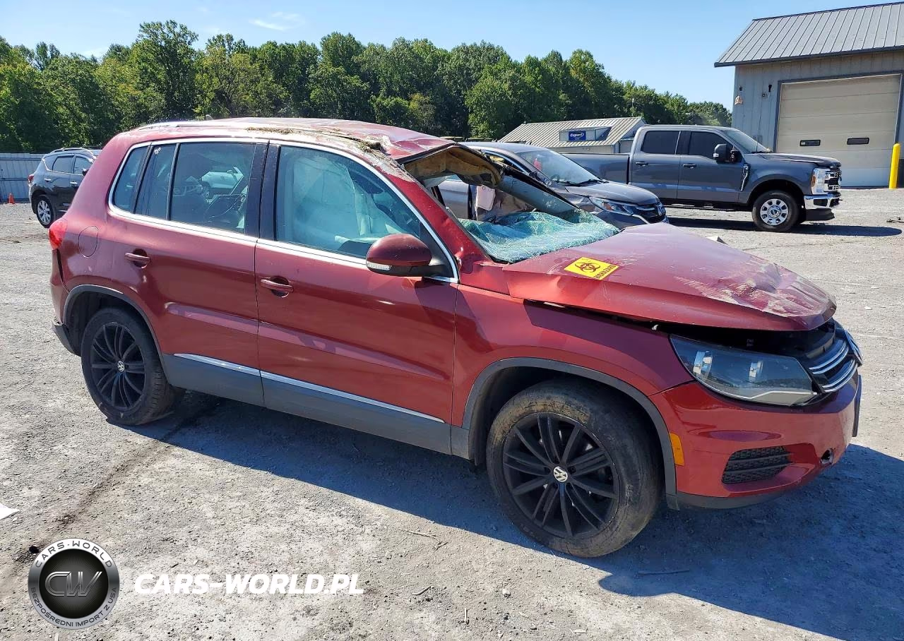 2012 Volkswagen Tiguan S VIN:WVGBV7AX2CW001808 - 4