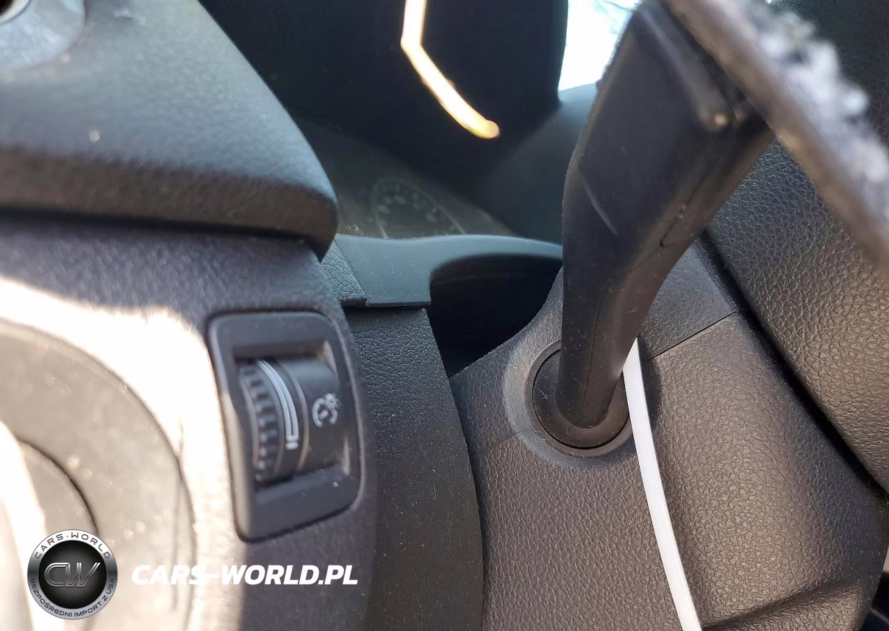 2012 Volkswagen Tiguan S VIN:WVGBV7AX2CW001808 - 9