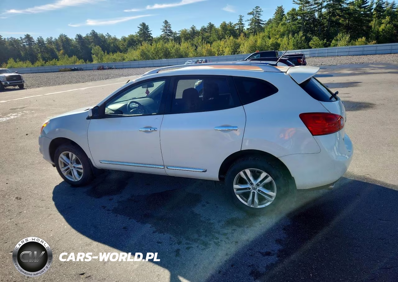 2013 Nissan Rogue S VIN:JN8AS5MV0DW631744 - 2
