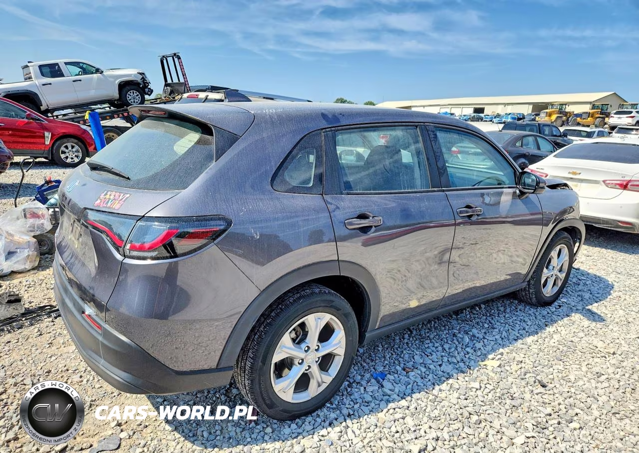 2024 Honda Hr-V Lx VIN:3CZRZ2H36RM739059 - 3