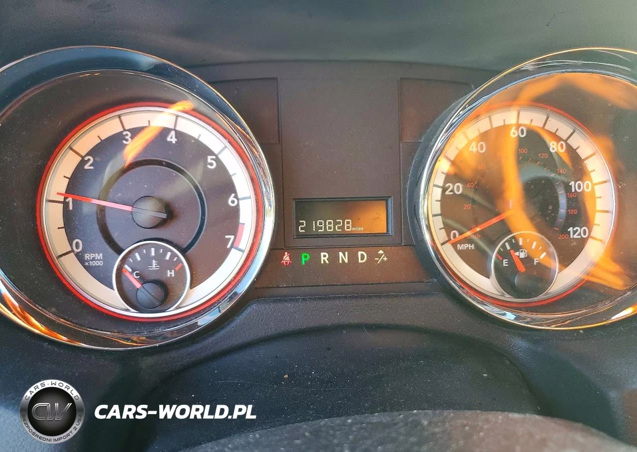 2017 Dodge Grand Caravan Sxt VIN:2C4RDGCG9HR807633 - 9