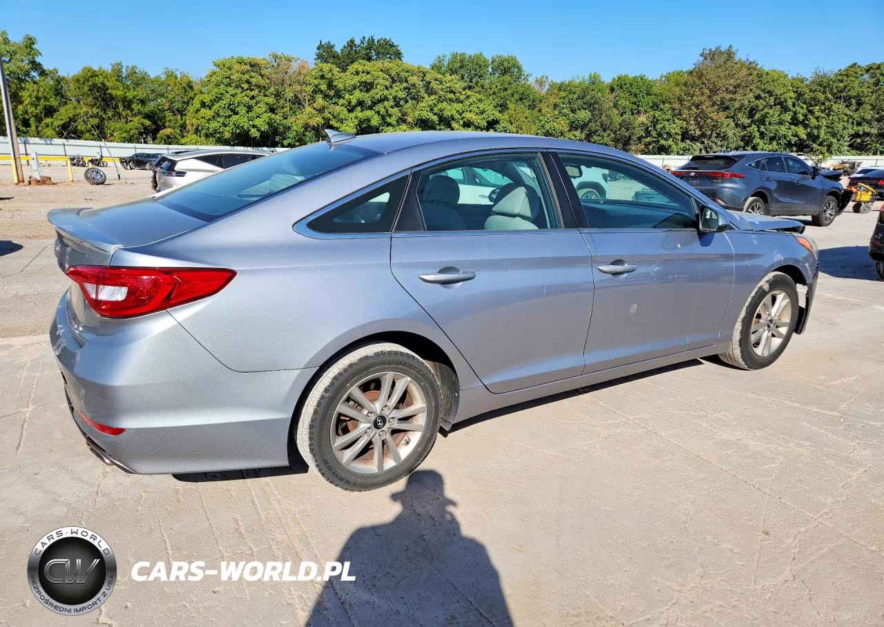 2016 Hyundai Sonata Se VIN:5NPE24AF7GH363242 - 3