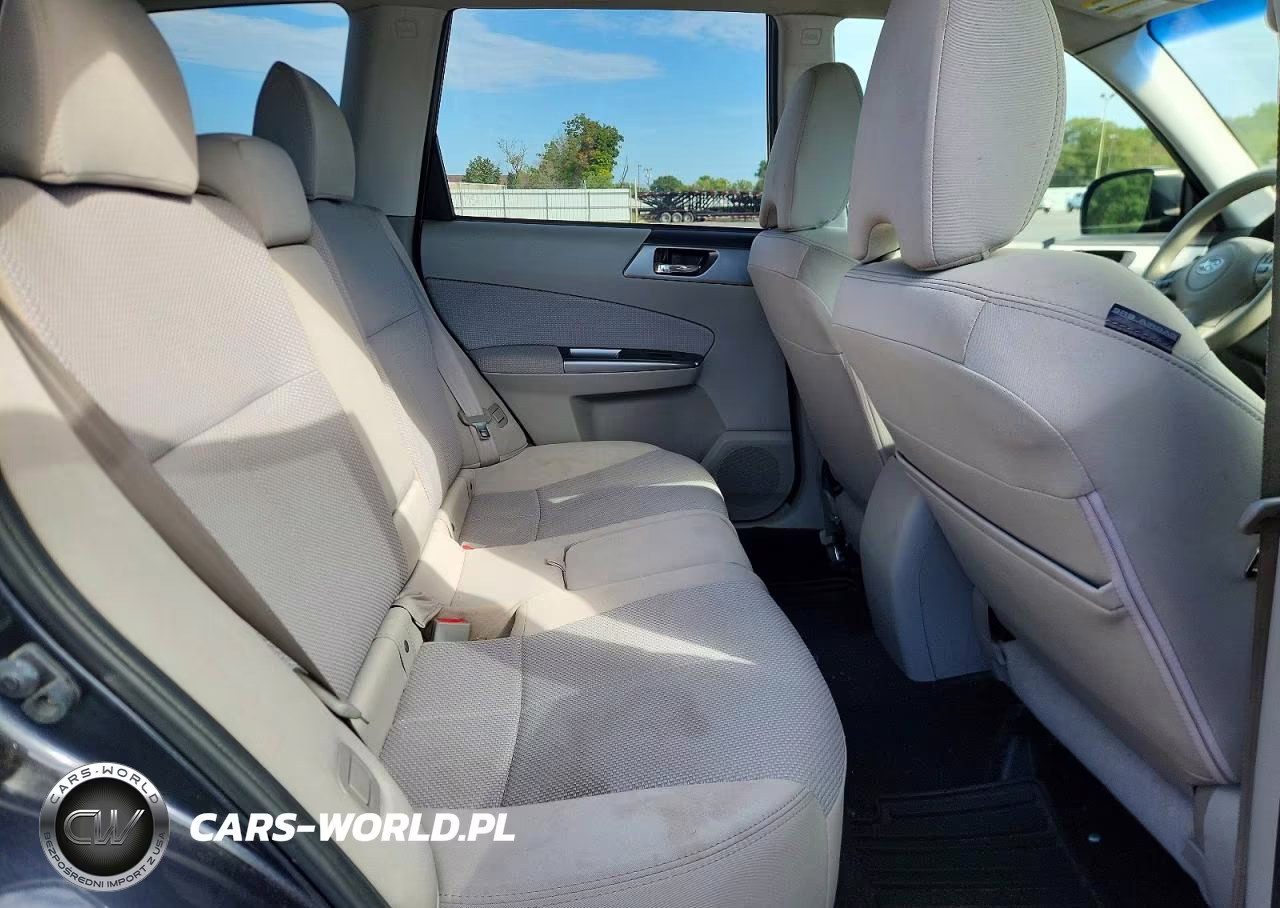 2012 Subaru Forester 2.5X Premium VIN:JF2SHADC8CH455861 - 11
