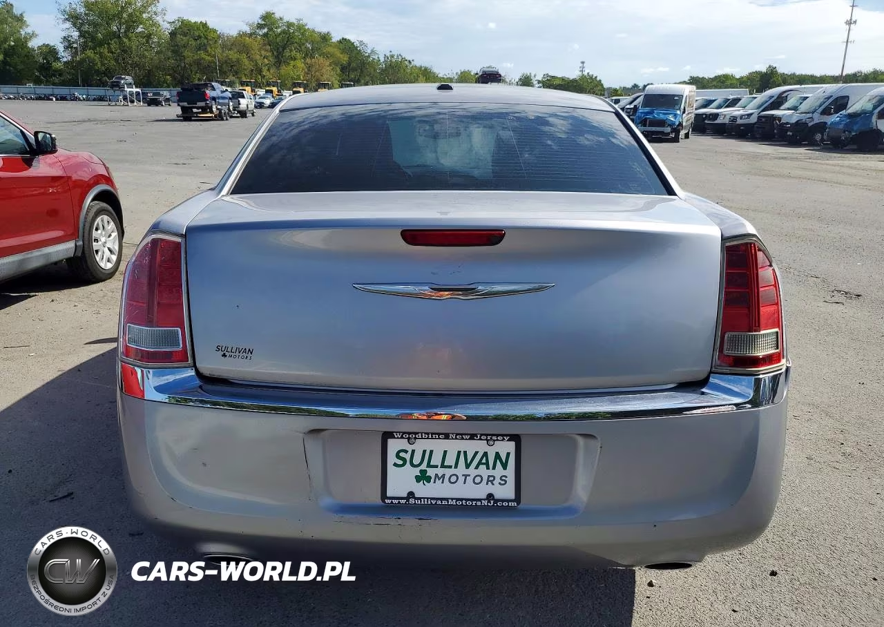 2013 Chrysler 300 VIN:2C3CCAAG1DH727806 - 6