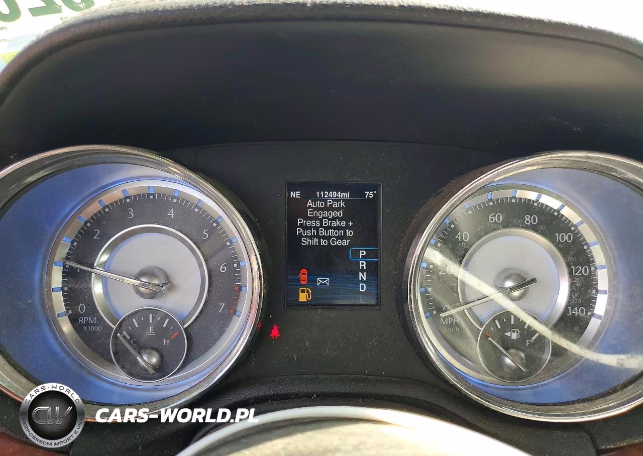 2013 Chrysler 300 VIN:2C3CCAAG1DH727806 - 9