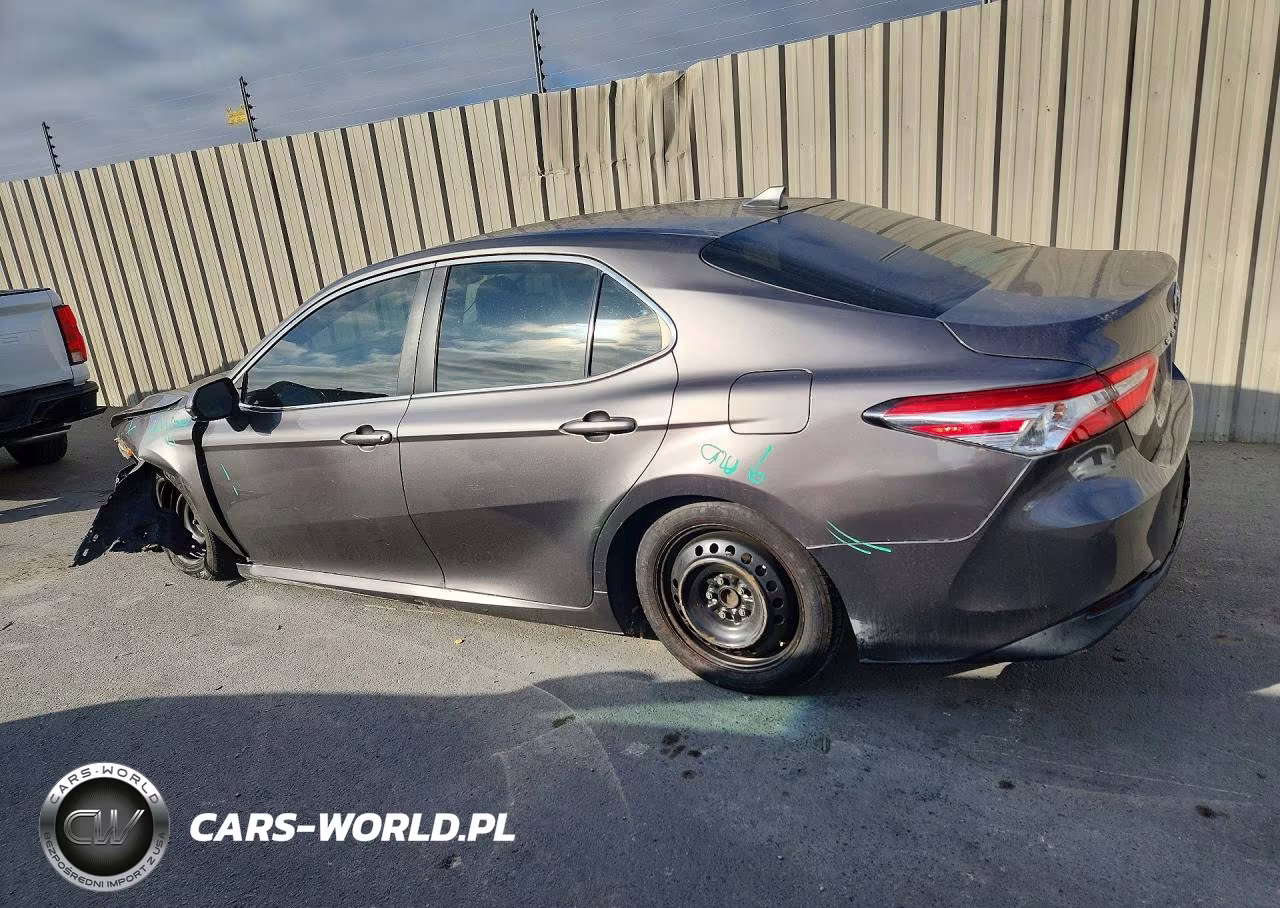 2018 Toyota Camry L VIN:4T1B11HK9JU073326 - 2
