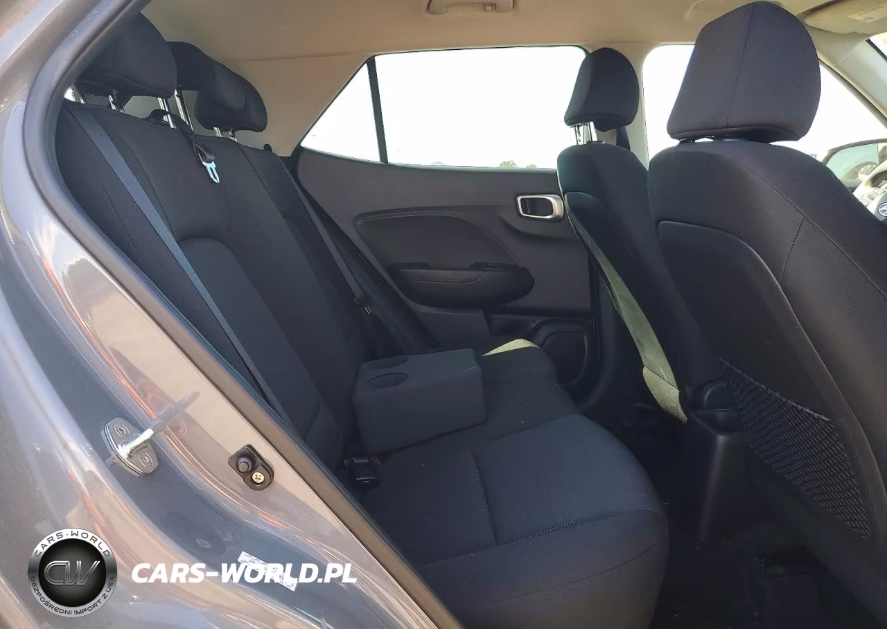2021 Hyundai Venue Se VIN:KMHRB8A36MU078348 - 11