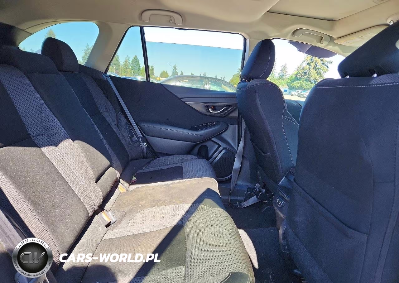 2020 Subaru Outback Premium VIN:4S4BTAEC7L3268812 - 10