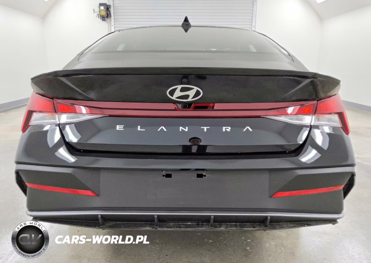 2026 Hyundai Elantra Sel Sport VIN:KMHLM4DG6TU225631 - 6