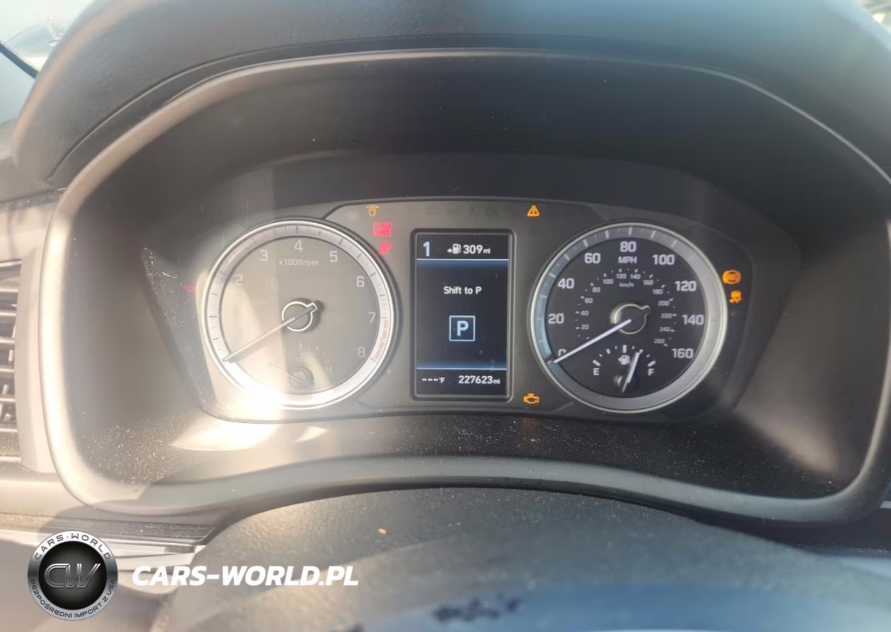 2018 Hyundai Sonata Limited VIN:5NPE34AF4JH660764 - 9