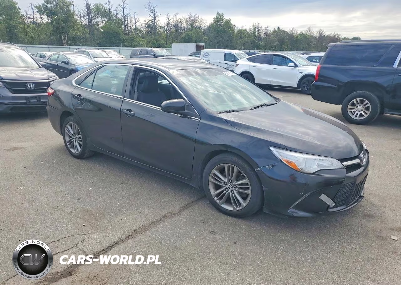 2015 Toyota Camry Se VIN:4T1BF1FK7FU080948 - 4