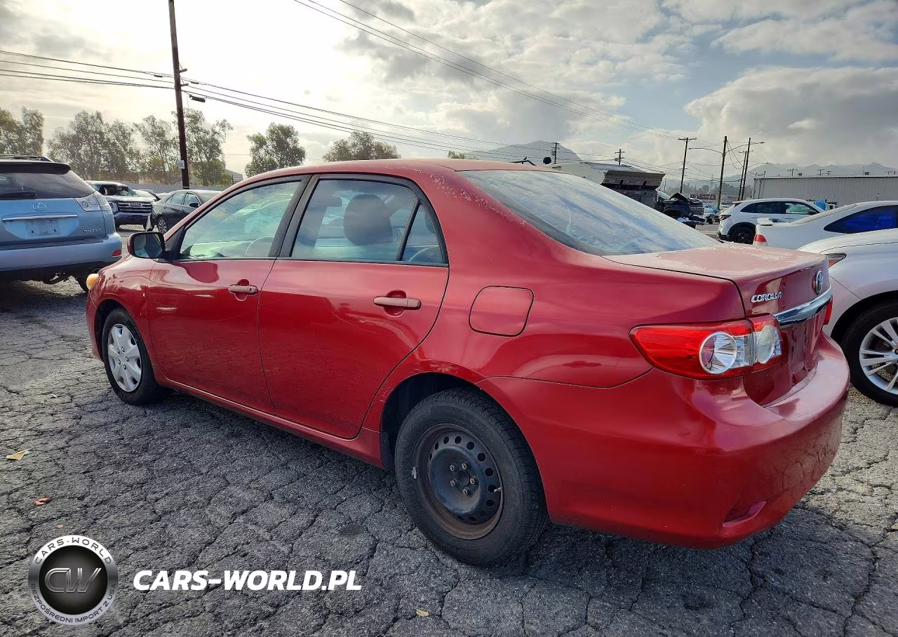 2011 Toyota Corolla Le VIN:2T1BU4EE0BC561140 - 2