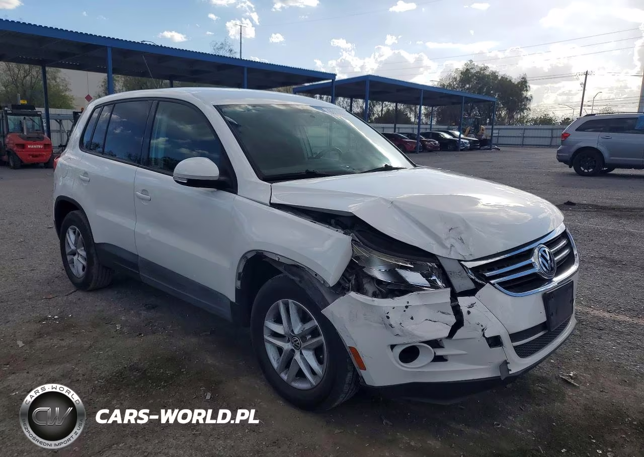 2011 Volkswagen Tiguan S VIN:WVGAV7AX6BW553810 - 4