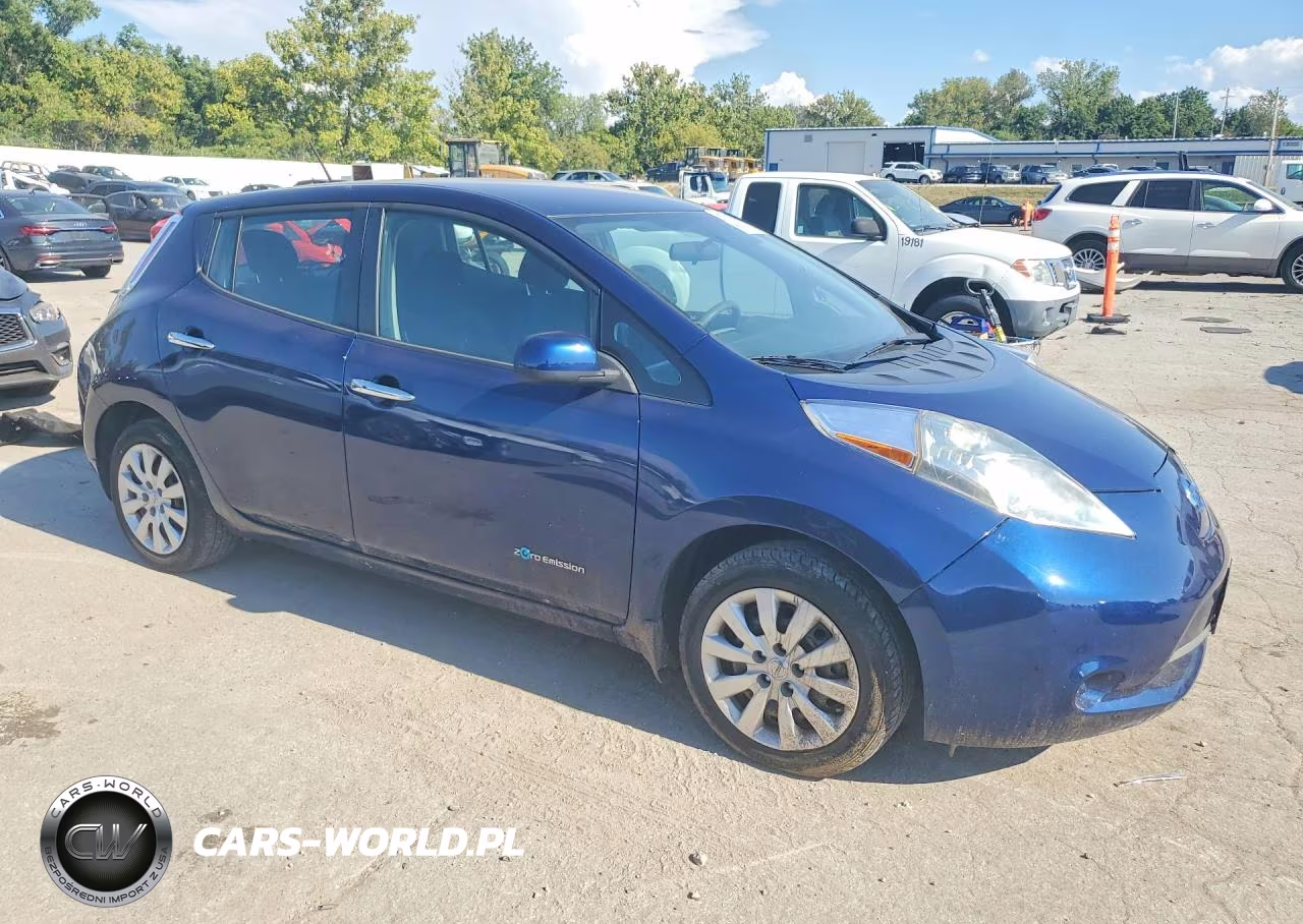 2017 Nissan Leaf S VIN:1N4BZ0CP3HC301935 - 4