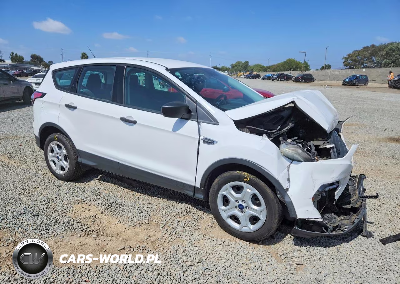 2017 Ford Escape S VIN:1FMCU0F70HUC26531 - 4