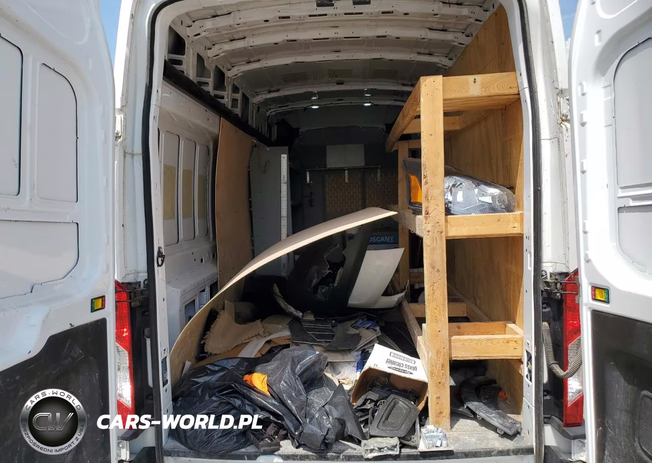 2021 Ford Transit T-250 VIN:1FTBR3U88MKA50428 - 11