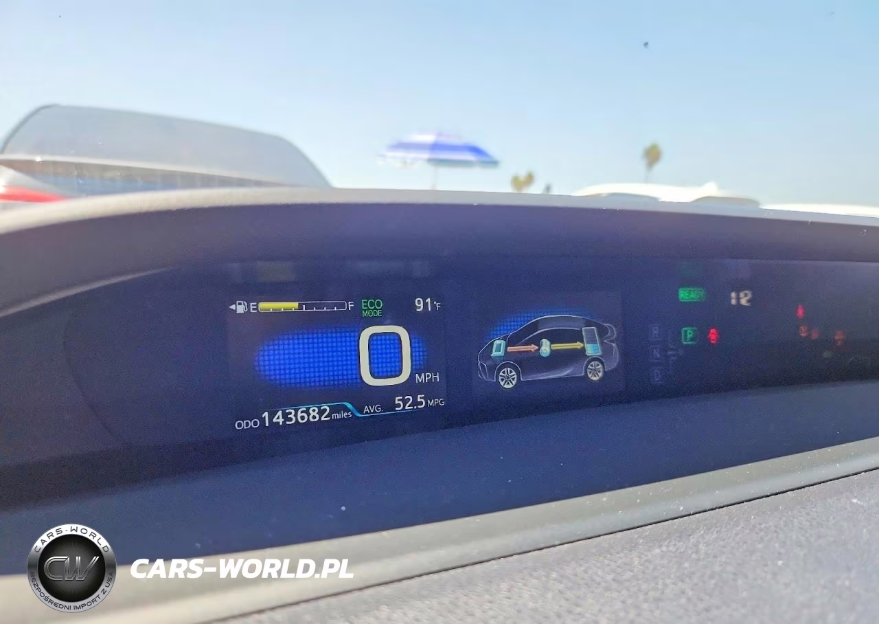 2019 Toyota Prius Le VIN:JTDKARFU4K3101290 - 9