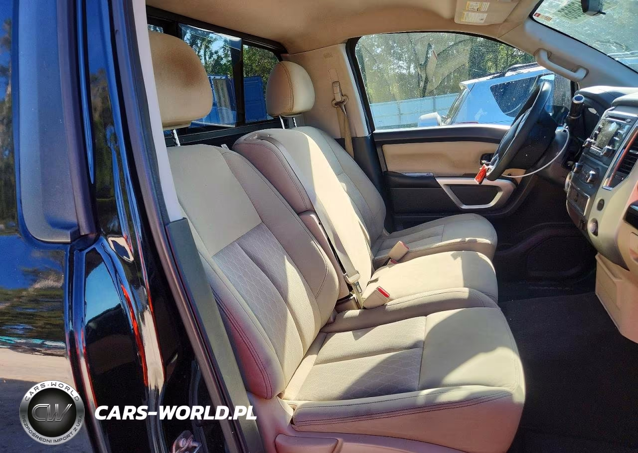 2017 Nissan Titan Xd Sv VIN:1N6BA1R97HN519877 - 10