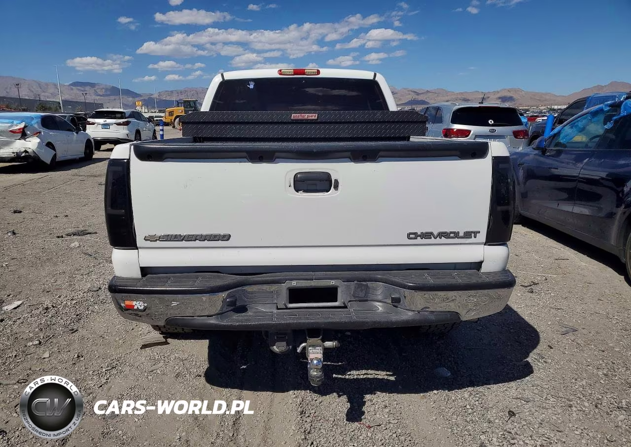 2005 Chevrolet Silverado C1500 VIN:2GCEC19T651252704 - 6