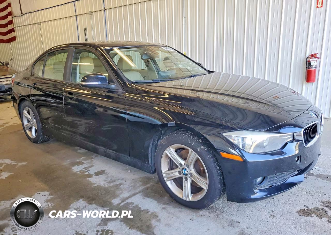 2013 BMW 320 I xDrive VIN:WBA3C3C51DF982084 - 4