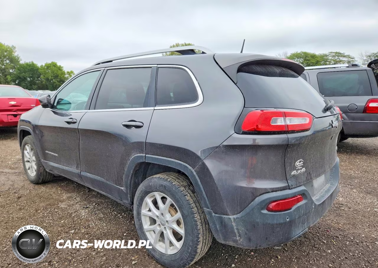 2016 Jeep Cherokee Latitude VIN:1C4PJMCB7GW268972 - 2