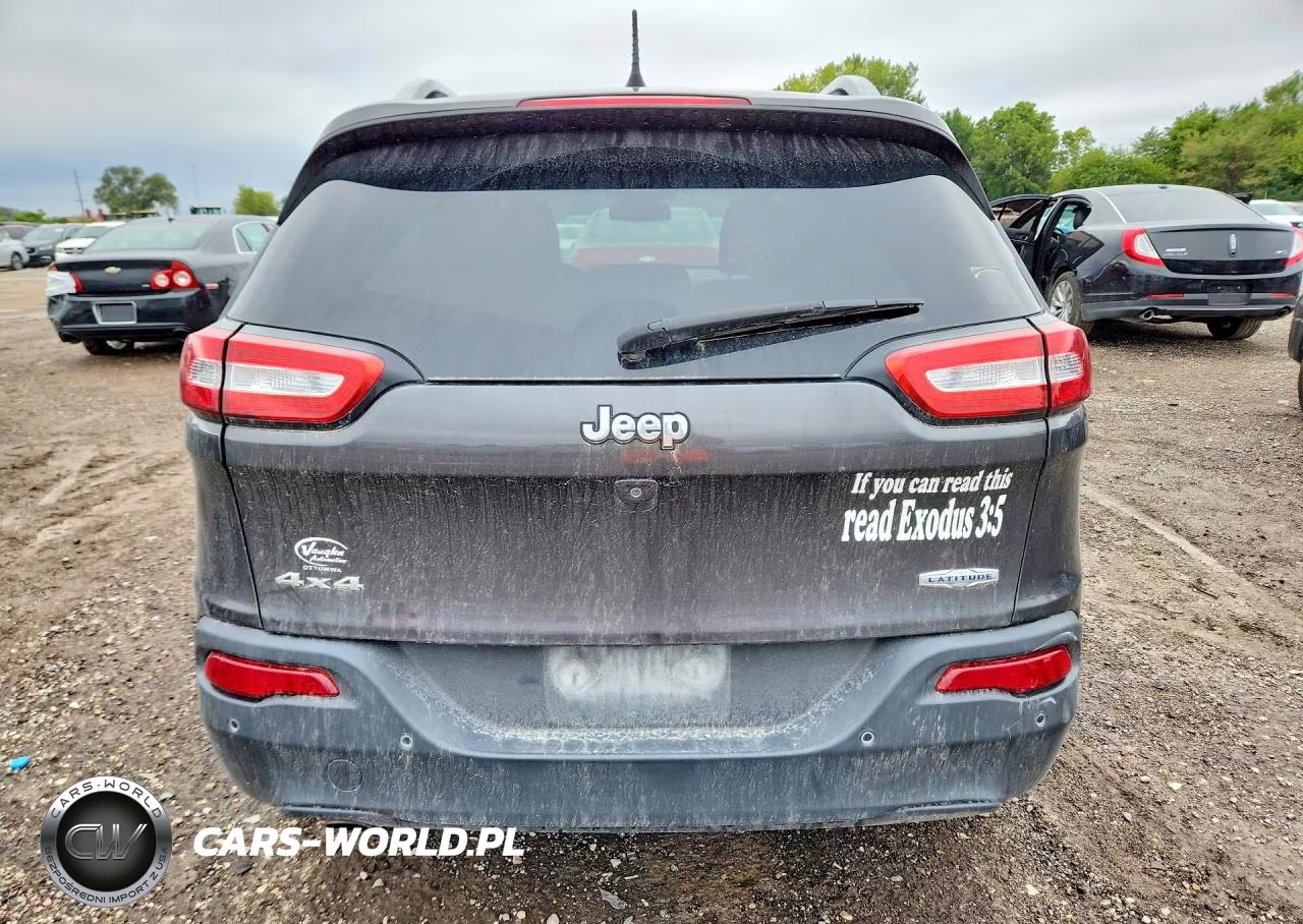 2016 Jeep Cherokee Latitude VIN:1C4PJMCB7GW268972 - 6