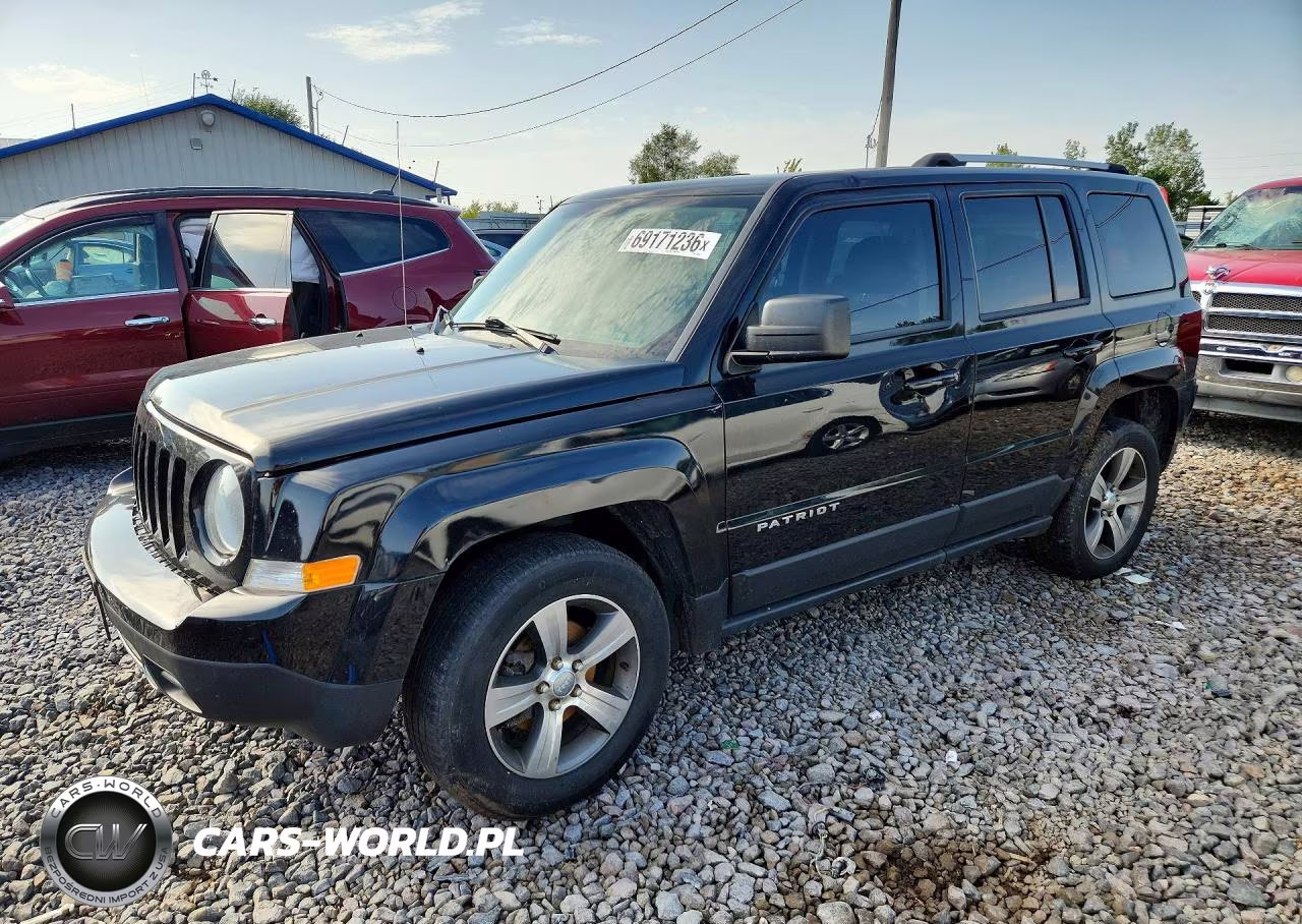 2016 Jeep Patriot Latitude – zdjęcie 1 z 12