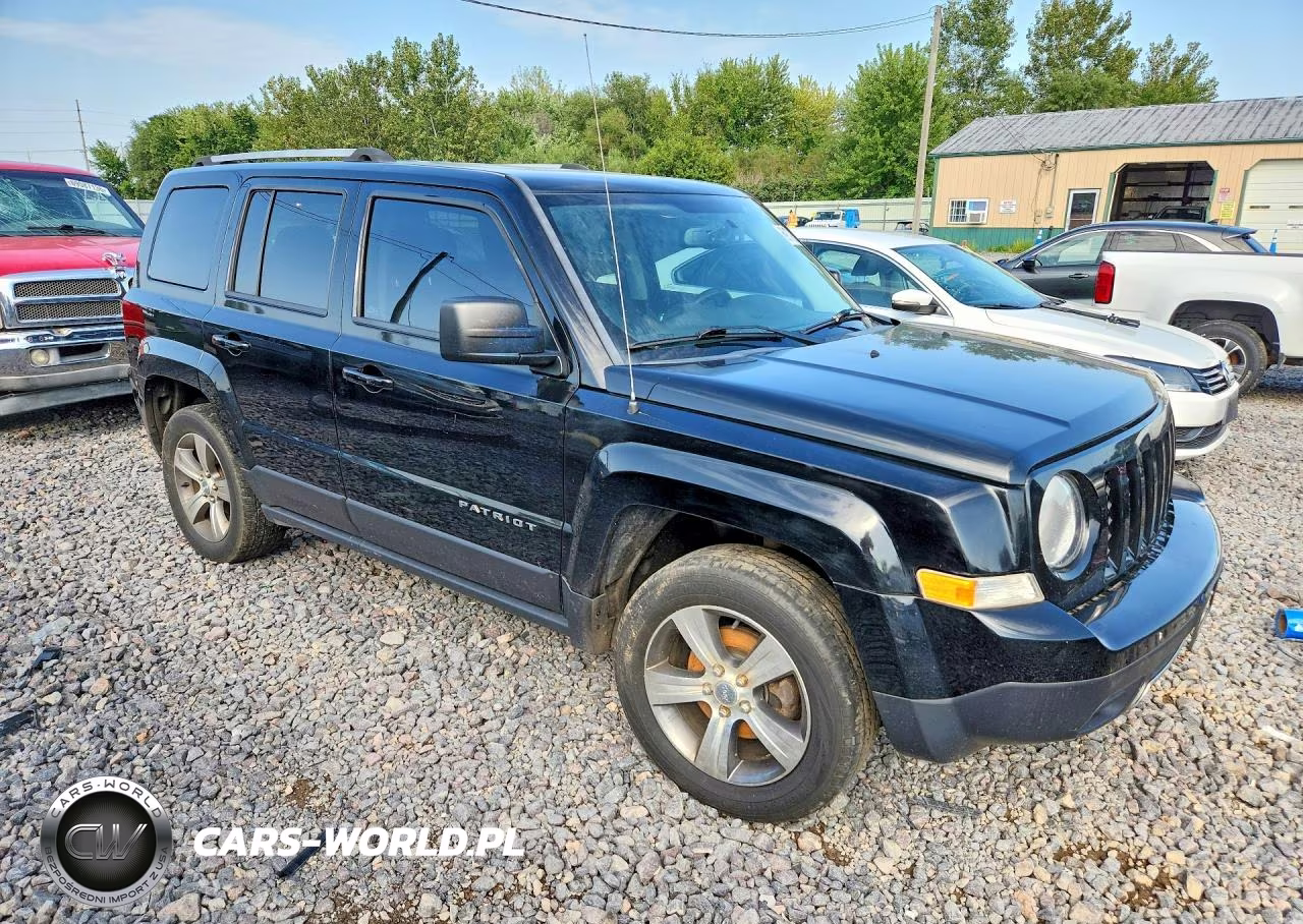 2016 Jeep Patriot Latitude VIN:1C4NJRFB5GD768138 - 4