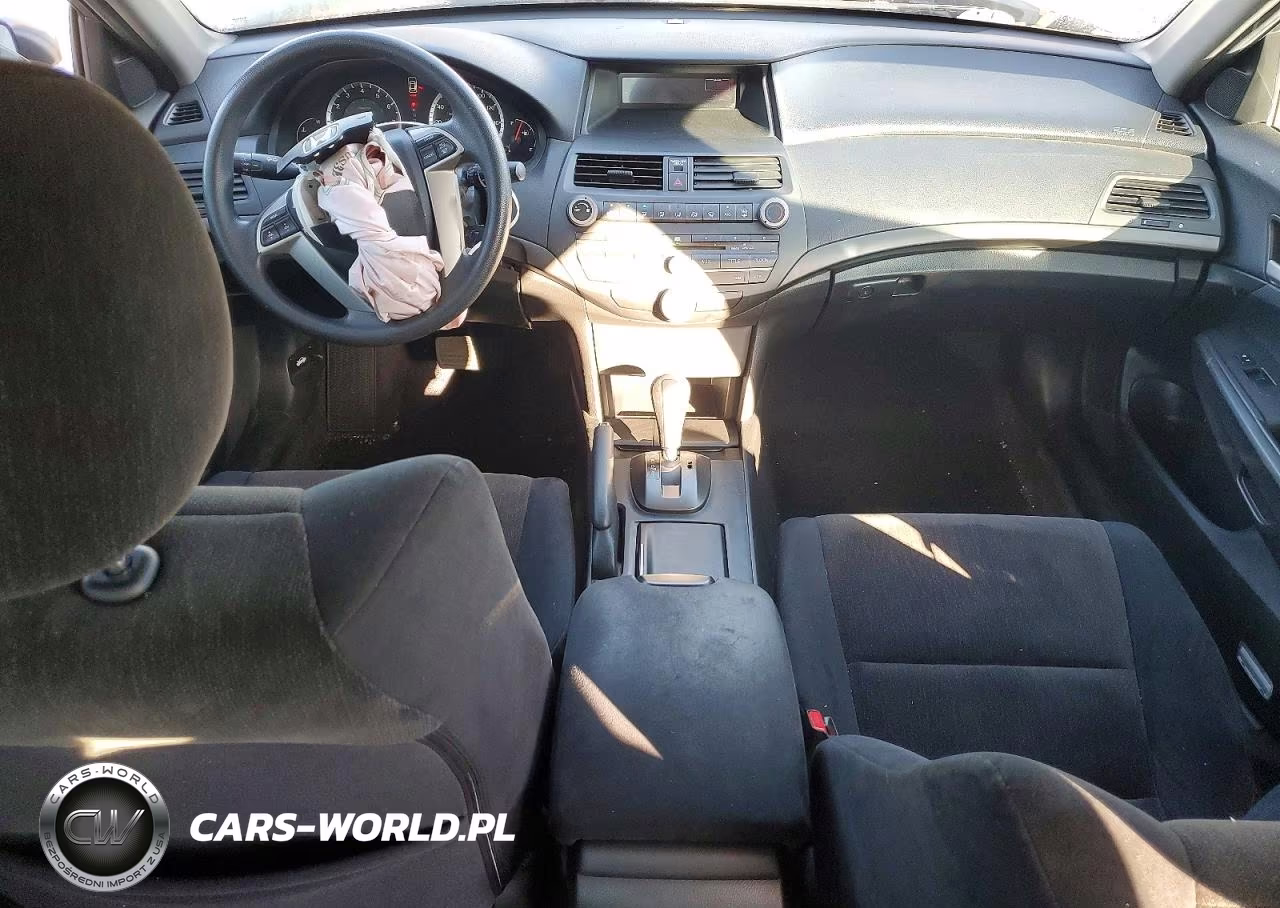 2008 Honda Accord Lx VIN:JHMCP26378C071095 - 8