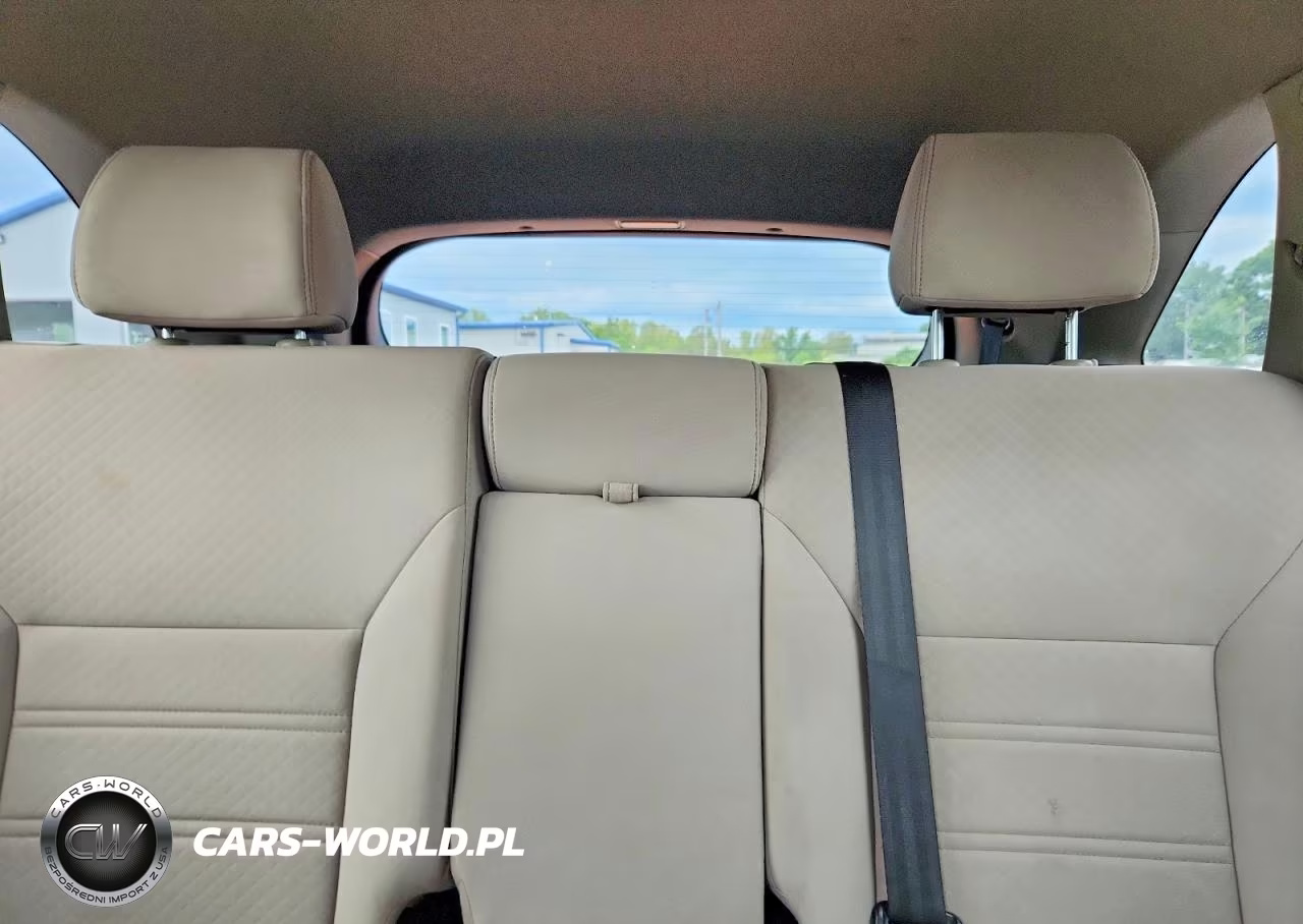 2017 Kia Sorento Lx V6 VIN:5XYPG4A55HG191447 - 10