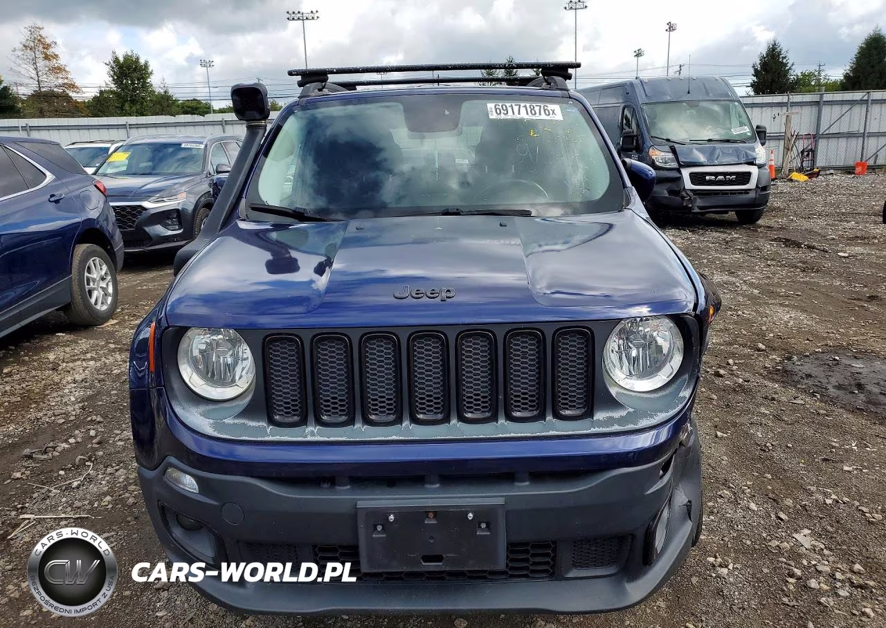 2017 Jeep Renegade Latitude VIN:ZACCJBBB4HPE75001 - 5