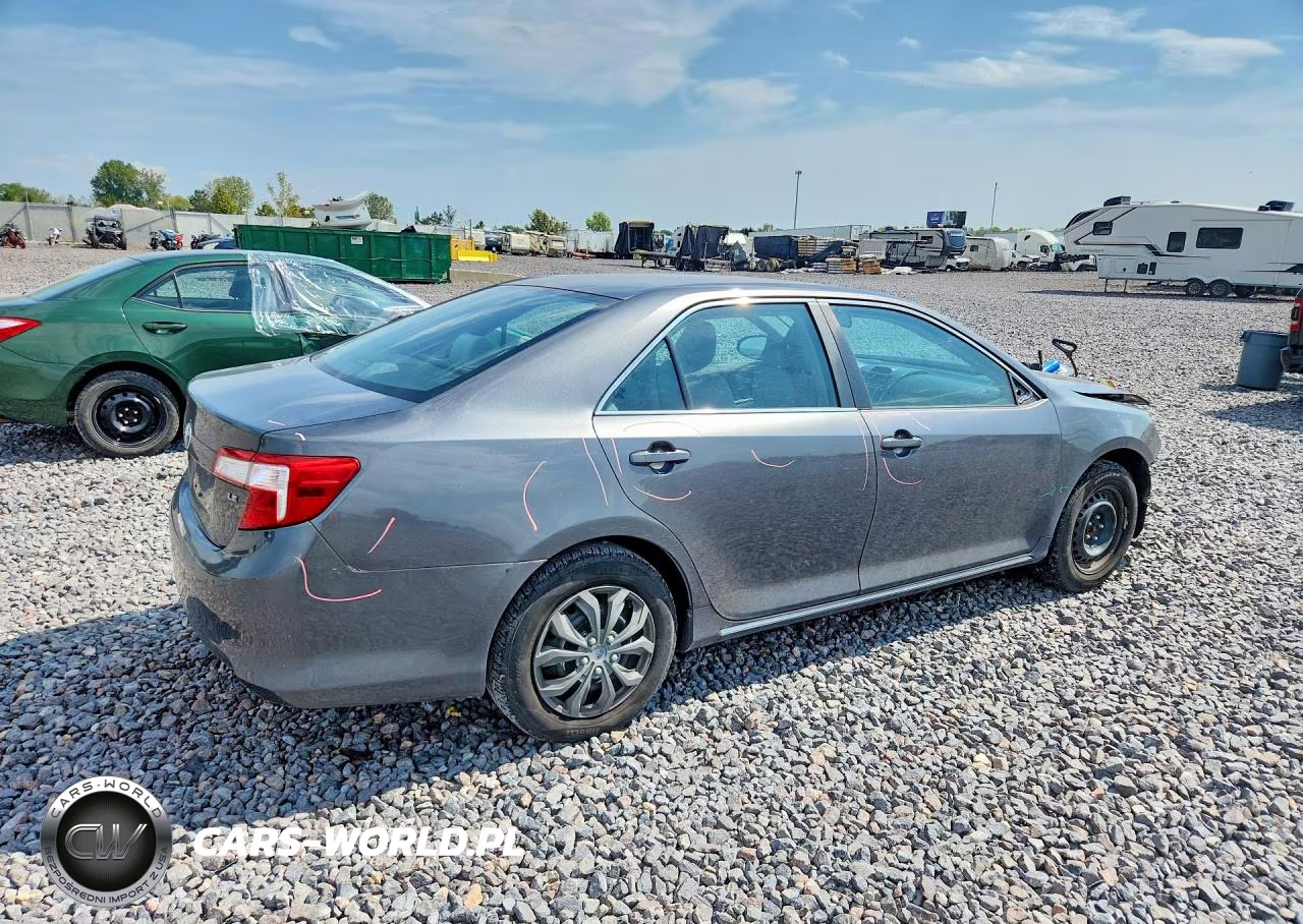2013 Toyota Camry Le VIN:4T4BF1FK8DR321516 - 3