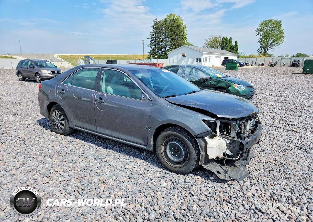2013 Toyota Camry Le VIN:4T4BF1FK8DR321516 - 4