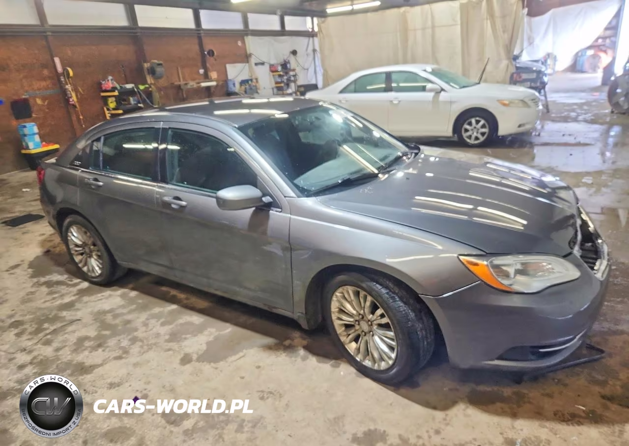 2012 Chrysler 200 Lx VIN:1C3CCBAB2CN154379 - 4