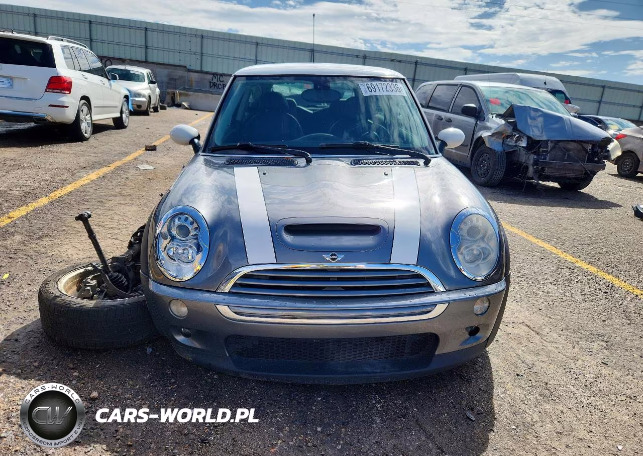 2005 Mini Cooper S VIN:WMWRE33455TD96764 - 5