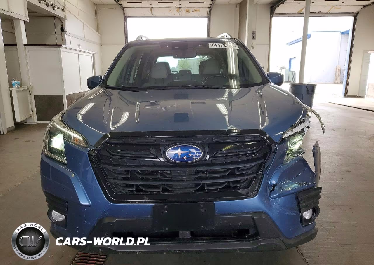 2022 Subaru Forester Premium VIN:JF2SKADC5NH413491 - 5